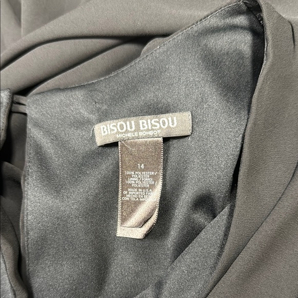 Bisou Bisou Gray Ruched V-Neck Midi Dress - Picture 2 of 3